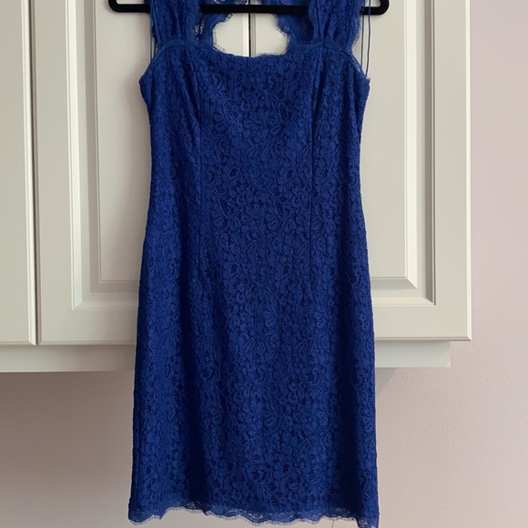 Lace Cocktail Dress - Picture 6 of 8